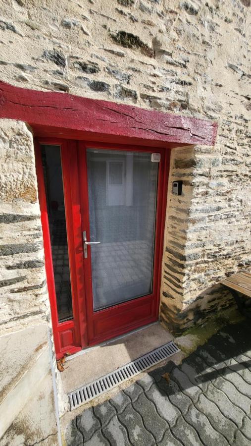 Gîte - Et à côté coule une rivière Josselin Extérieur photo